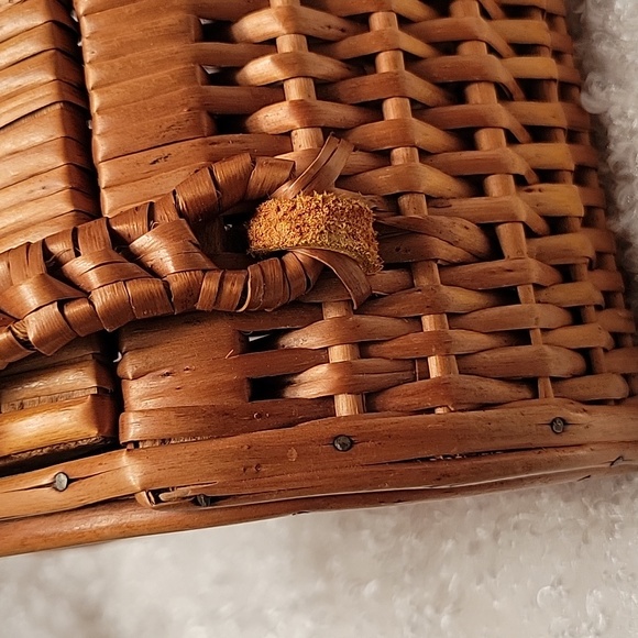 Vintage Basket Purse - Picture 10 of 12